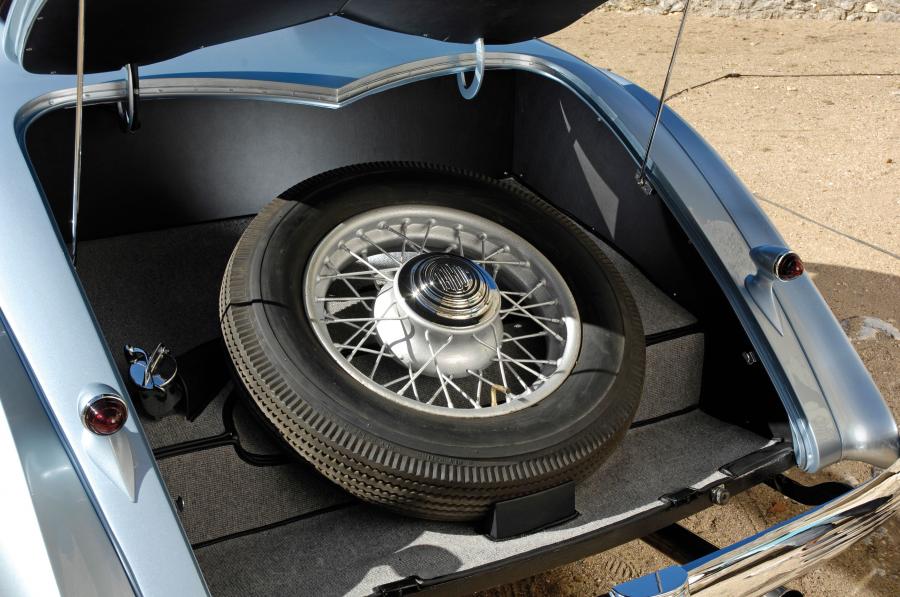  Talbot-Lago T23 Teardrop Coupe by Figoni & Falaschi 1938 года  (фото 44 из 50)